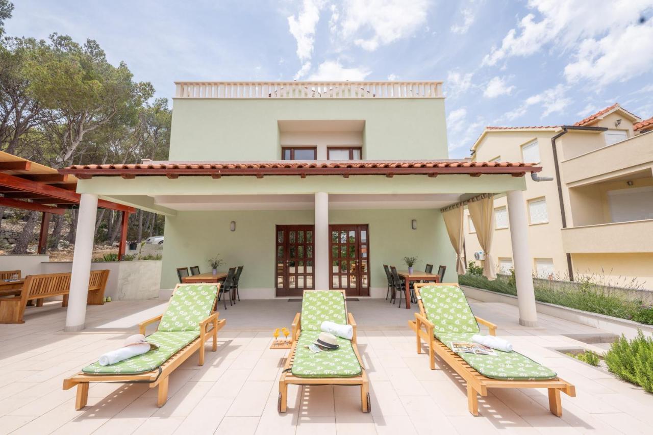 Villa Kalinic Milna  Zewnętrze zdjęcie